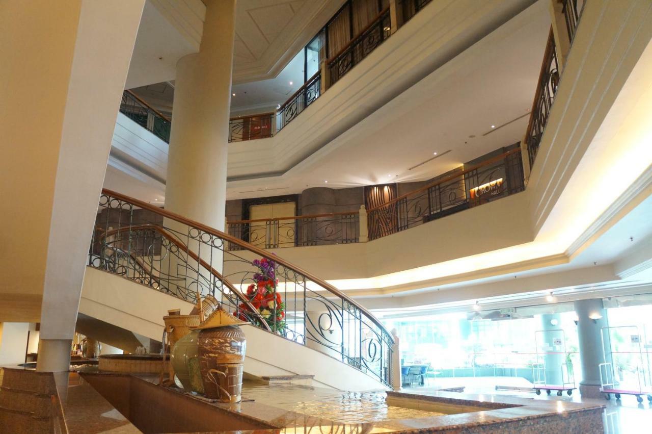 Sabah Oriental Hotel Кота-Кинабалу Экстерьер фото